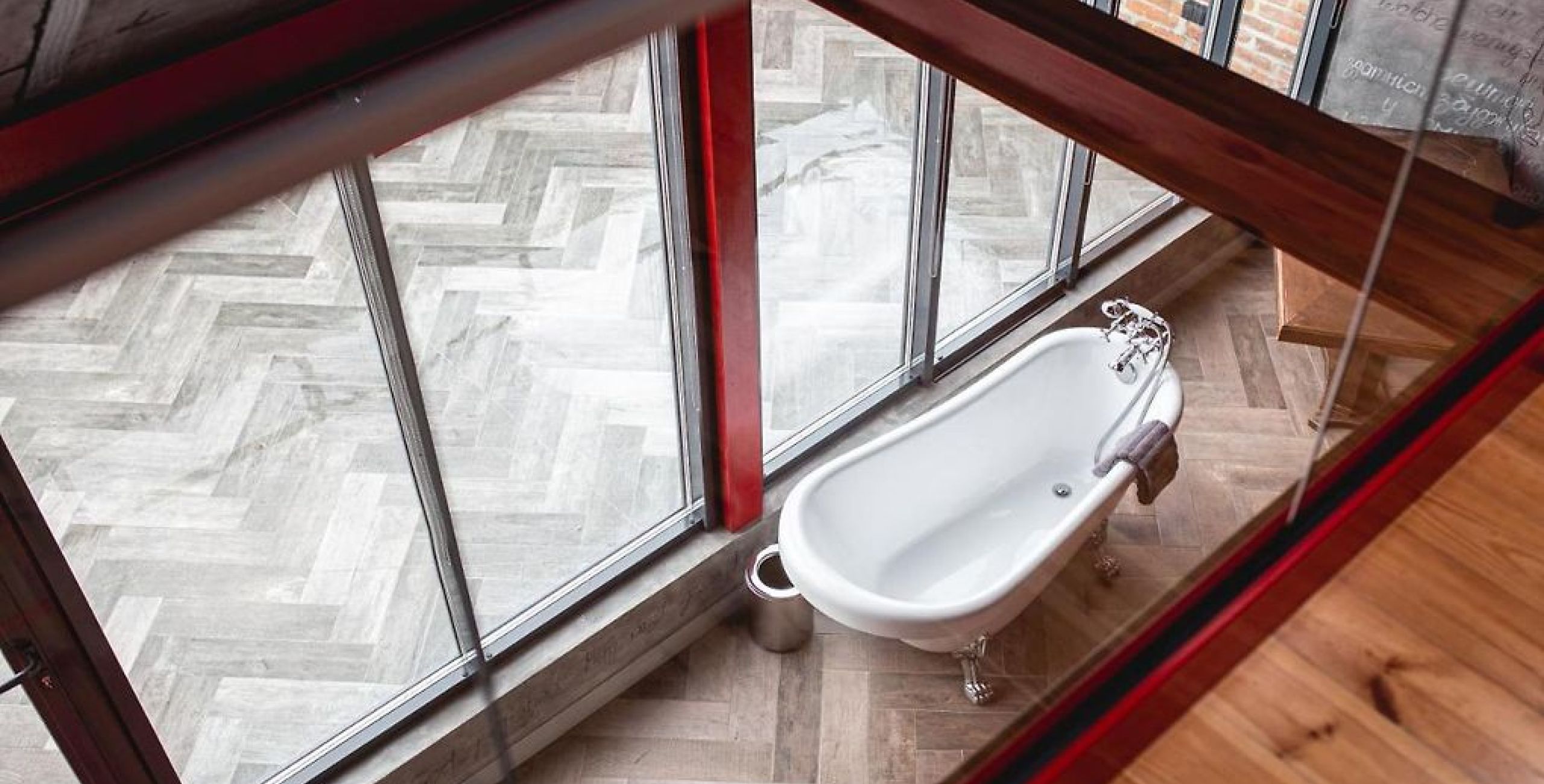 hotel masoch, wanna przy oknie, sexy place , lviv sex, masochizm