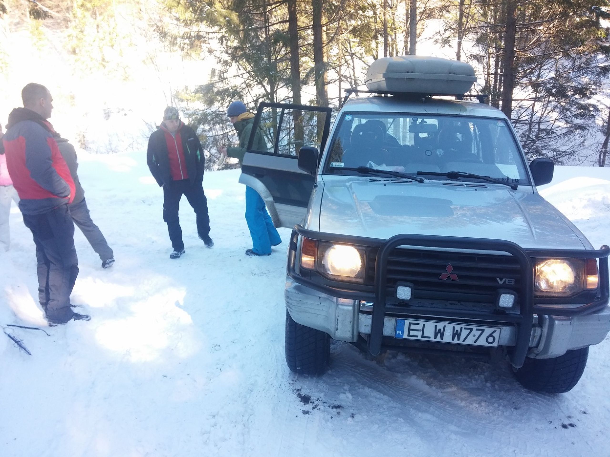 LWÓW, panorama miasta, kobieta z kapeluszem, hero event