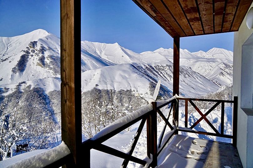 hotel gudauri, nocleg podczas wyjazdu, nocleg w gruzji, snow show